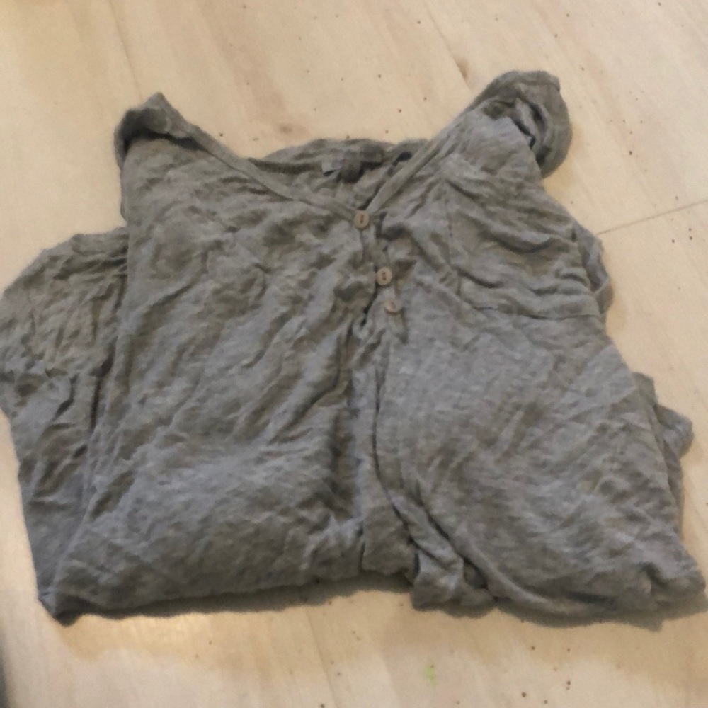 Short sleeve shirt